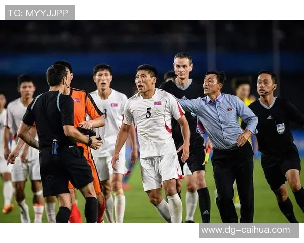 足球男团激情四溢团结奋战追逐梦想的荣耀之路 足球男团激情四溢团结奋战追逐梦想的荣耀之路